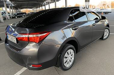Седан Toyota Corolla 2016 в 