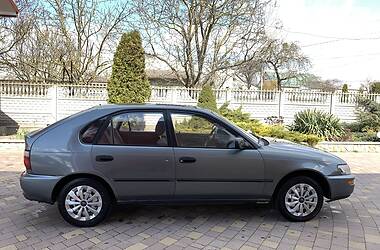 Хетчбек Toyota Corolla 1993 в 