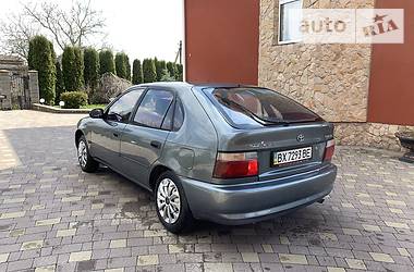Хетчбек Toyota Corolla 1993 в 