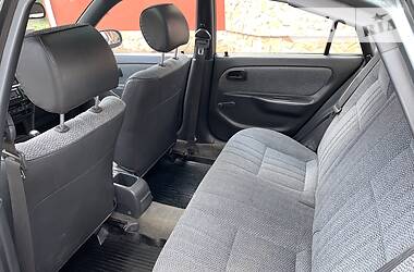 Хетчбек Toyota Corolla 1993 в 
