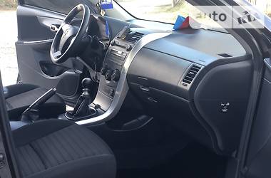 Седан Toyota Corolla 2012 в 