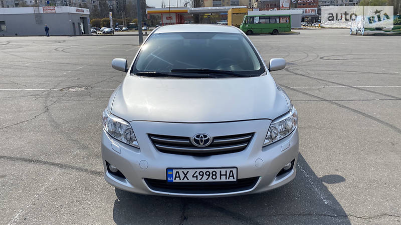 Седан Toyota Corolla 2007 в 