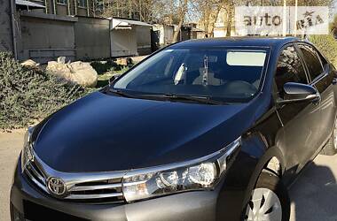 Седан Toyota Corolla 2014 в 