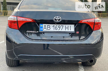 Седан Toyota Corolla 2013 в Виннице