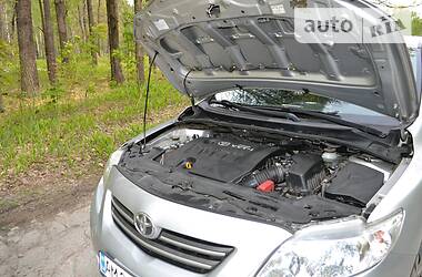 Седан Toyota Corolla 2008 в 