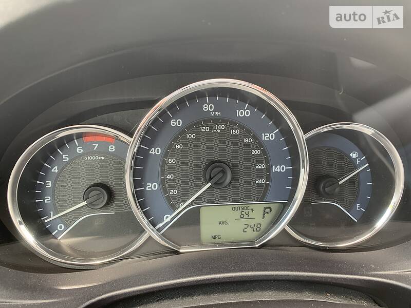 Седан Toyota Corolla 2015 в Пирятині