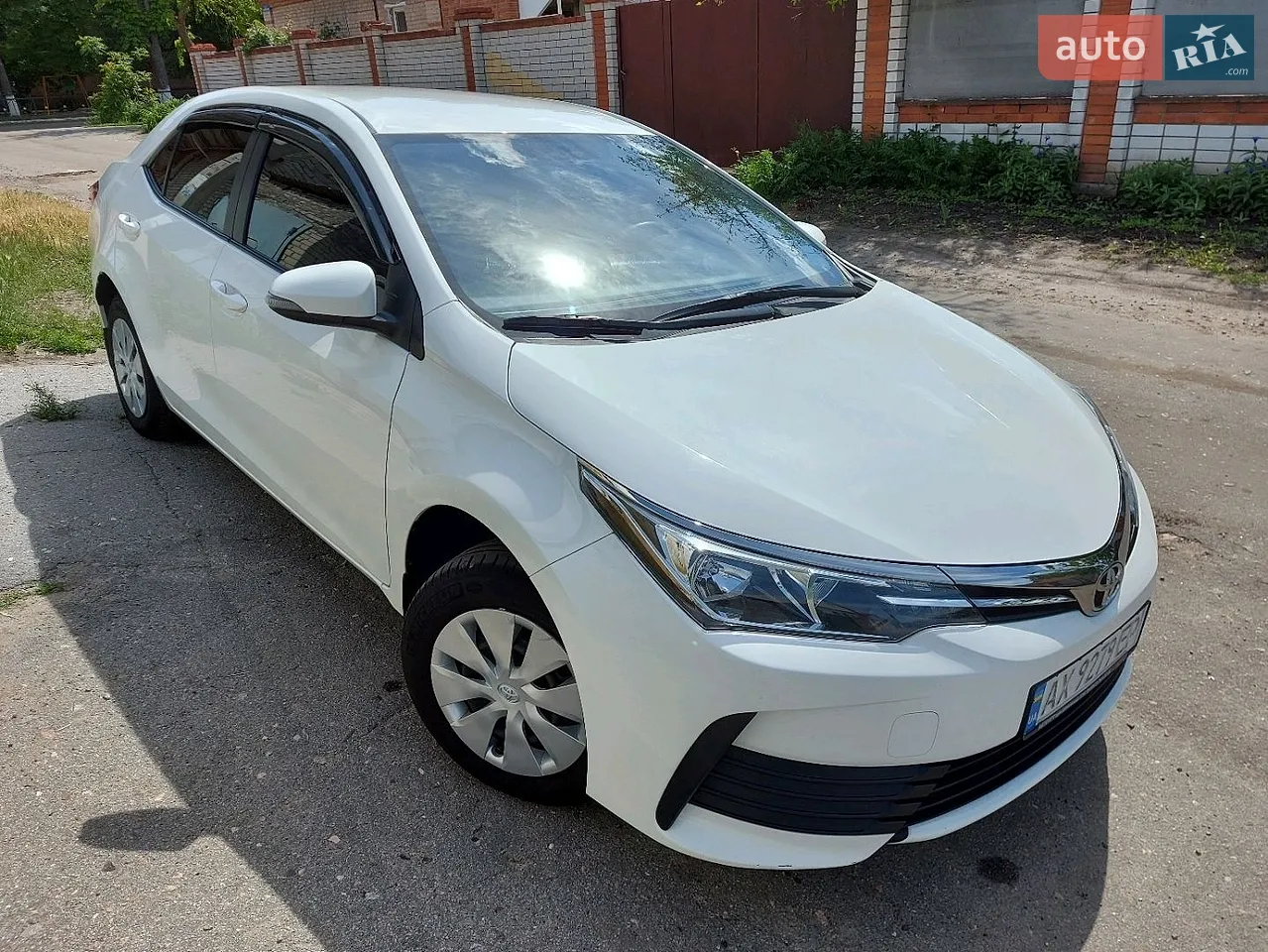 2017 Toyota Corolla - фото 1