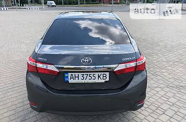 Седан Toyota Corolla 2016 в 
