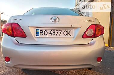 Седан Toyota Corolla 2007 в 