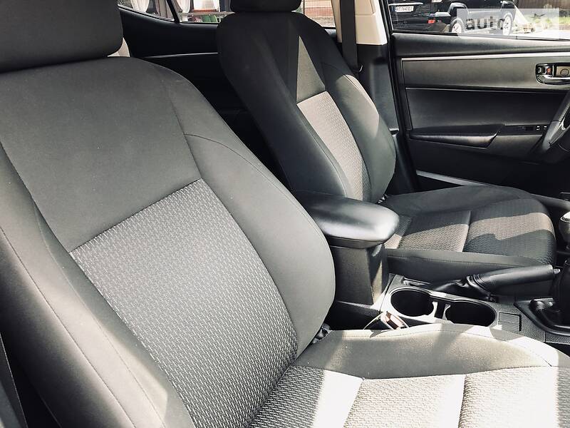 Седан Toyota Corolla 2013 в Богородчанах