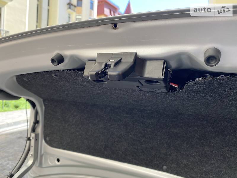 Седан Toyota Corolla 2008 в Києві