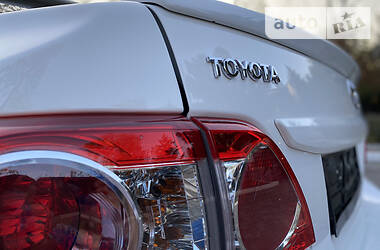 Седан Toyota Corolla 2013 в Миколаєві
