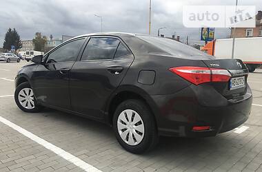 Седан Toyota Corolla 2015 в Виннице