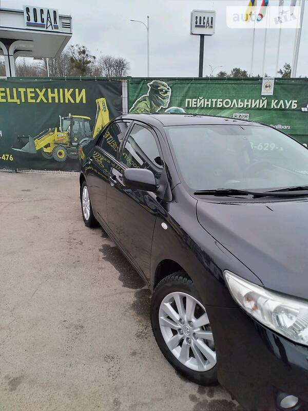 Седан Toyota Corolla 2008 в Умани