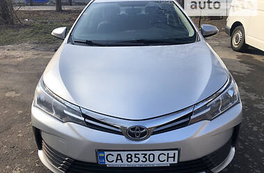 Седан Toyota Corolla 2016 в 