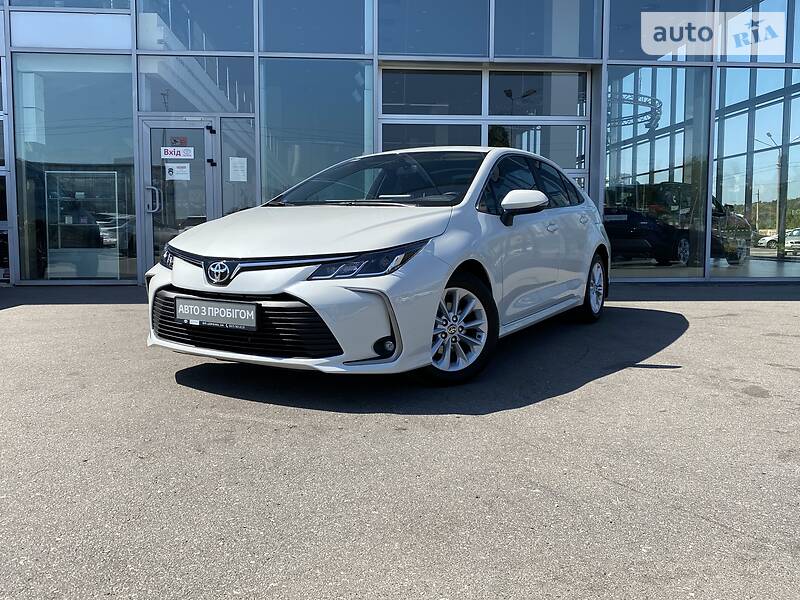 Седан Toyota Corolla 2020 в Харькове