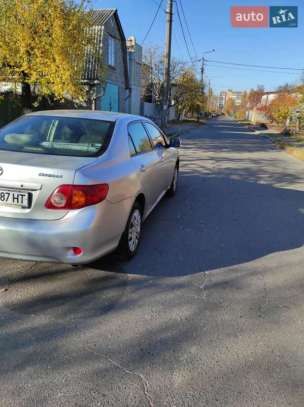 Седан Toyota Corolla 2008 в Киеве