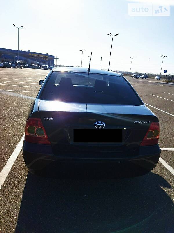 Седан Toyota Corolla 2005 в Кропивницком