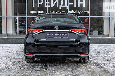 Седан Toyota Corolla 2019 в Днепре