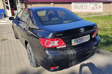 Седан Toyota Corolla 2013 в Каменец-Подольском