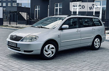 Универсал Toyota Corolla 2003 в 
