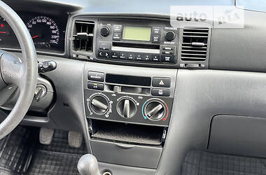 Универсал Toyota Corolla 2003 в 