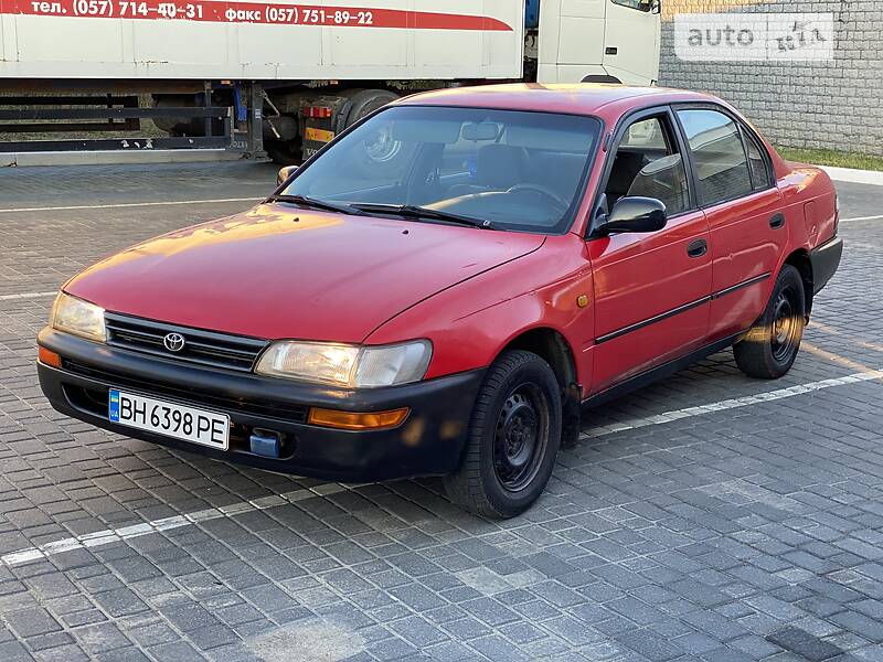 Седан Toyota Corolla 1993 в Одесі