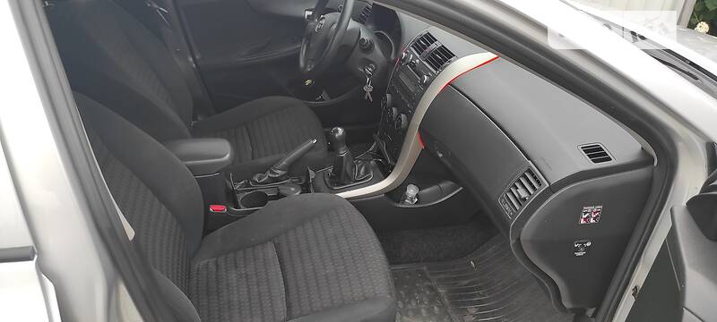 Седан Toyota Corolla 2008 в Киеве