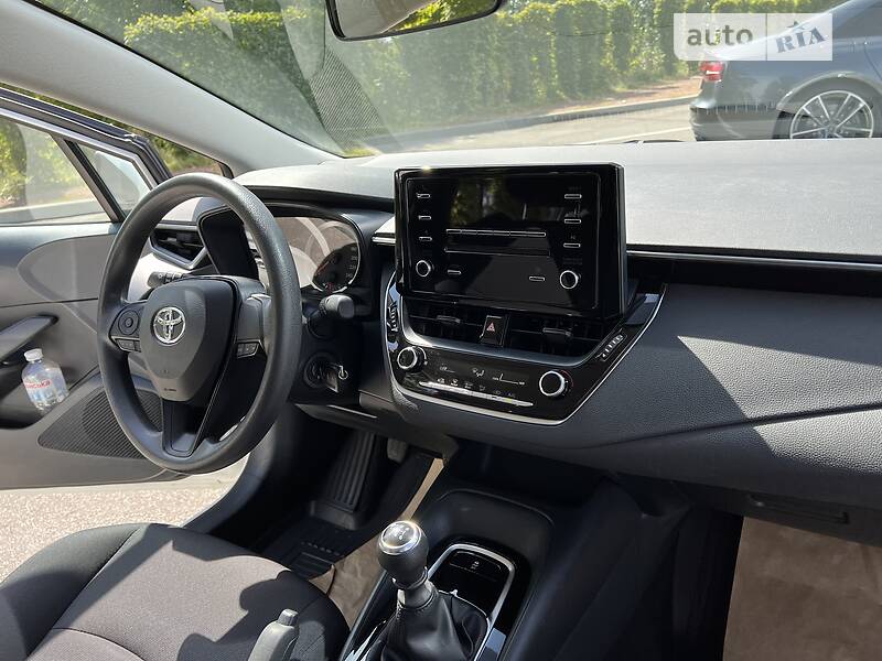 Седан Toyota Corolla 2020 в Киеве