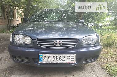 Хэтчбек Toyota Corolla 2000 в Киеве