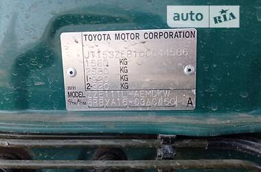 Седан Toyota Corolla 2000 в 