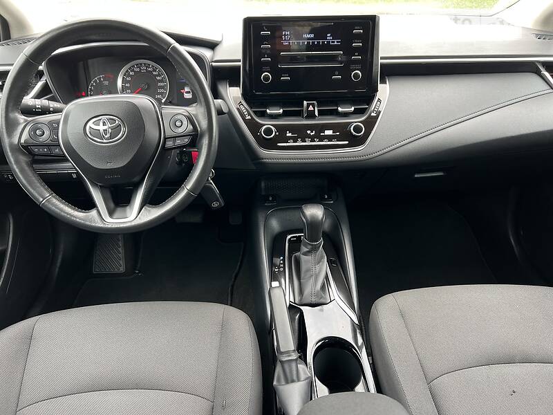 Седан Toyota Corolla 2019 в Киеве