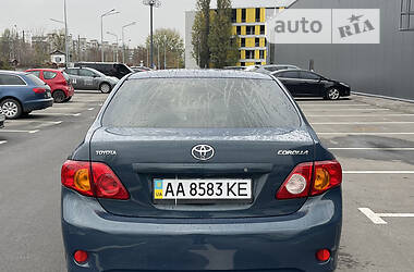 Седан Toyota Corolla 2008 в Киеве