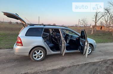 Универсал Toyota Corolla 2003 в 