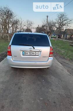 Универсал Toyota Corolla 2003 в 