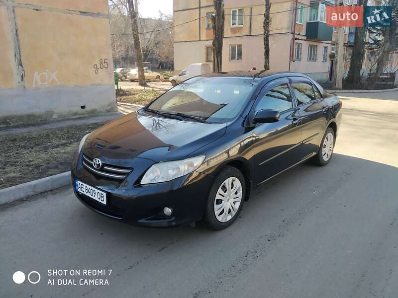 Седан Toyota Corolla 2007 в Кривом Роге