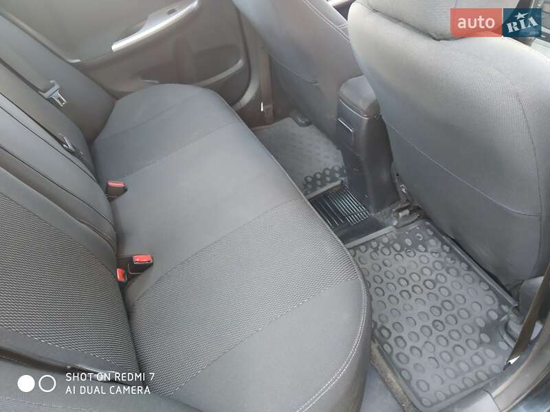 Седан Toyota Corolla 2007 в Кривом Роге