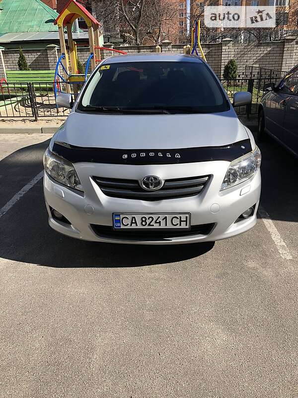 Седан Toyota Corolla 2008 в Черкассах