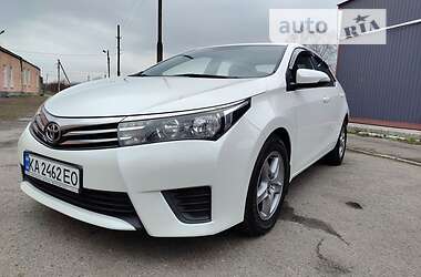 Седан Toyota Corolla 2013 в Першотравенске