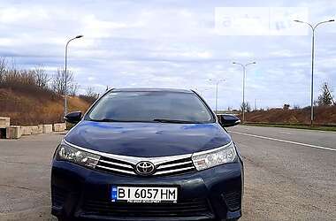 Седан Toyota Corolla 2013 в Харкові
