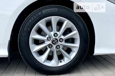 Седан Toyota Corolla 2019 в 