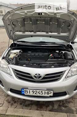 Седан Toyota Corolla 2011 в Харькове