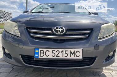 Седан Toyota Corolla 2008 в Львове