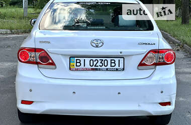 Седан Toyota Corolla 2010 в 