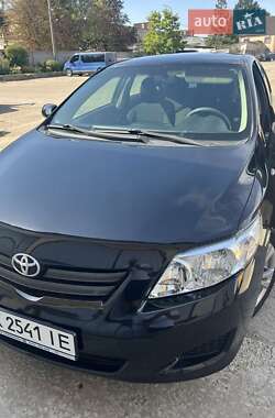 Седан Toyota Corolla 2008 в Ровно