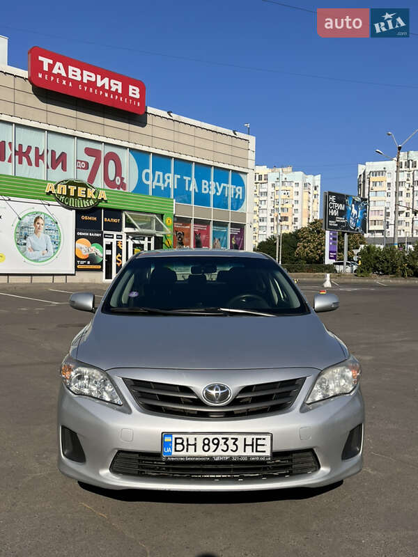 Седан Toyota Corolla 2012 в Одесі