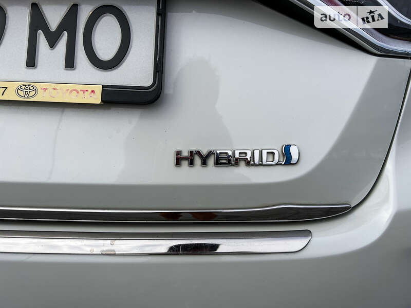 Седан Toyota Corolla 2019 в Львове