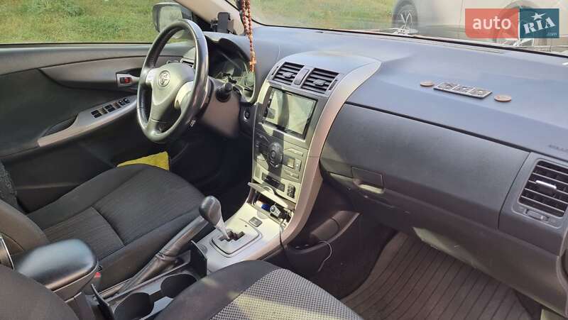 Седан Toyota Corolla 2007 в Вышгороде