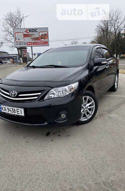 Седан Toyota Corolla 2011 в Києві