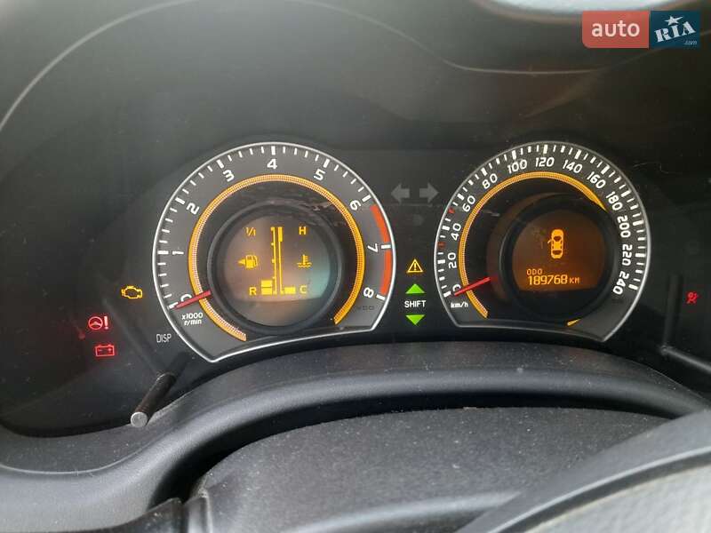 Седан Toyota Corolla 2012 в Снятині